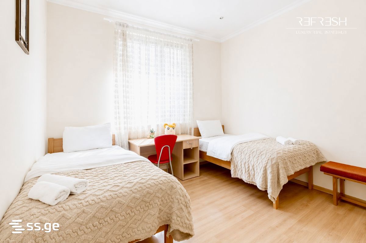 8 Room Private House For Rent. Vake, 10 of 12