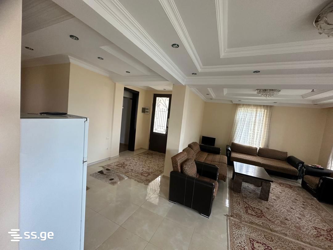 10 Room Private House For Sale view 6