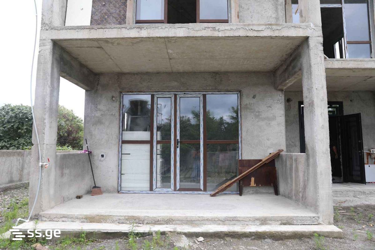 4 Room Private House For Sale view 9