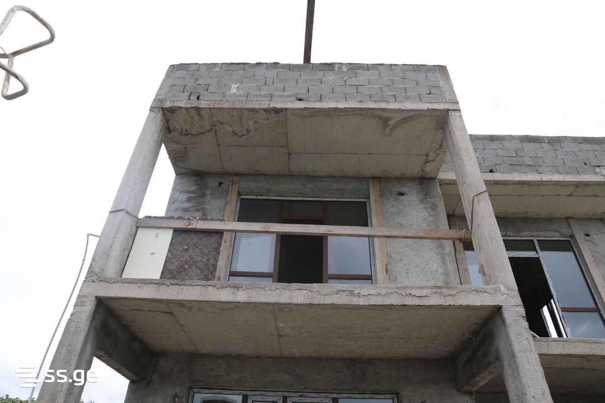 4 Room Private House For Sale view 8