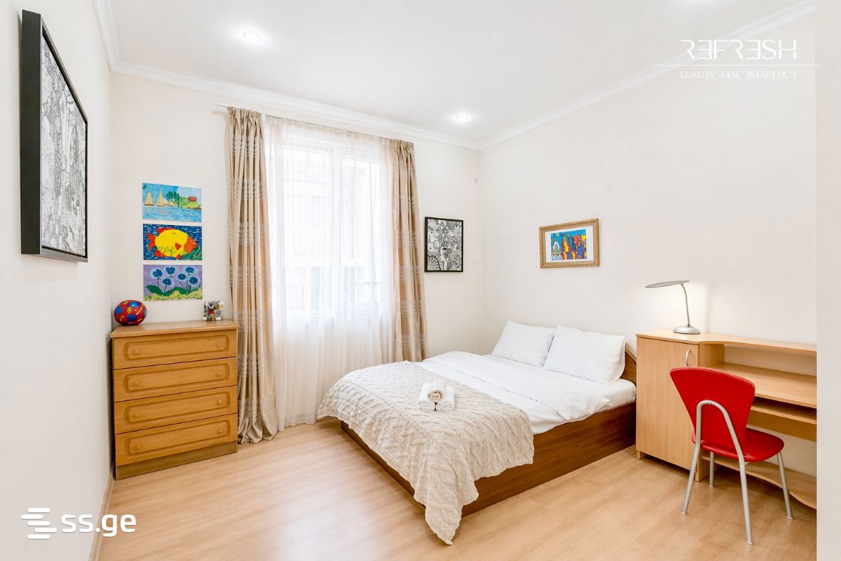 8 Room Private House For Rent. Vake, 3 of 12