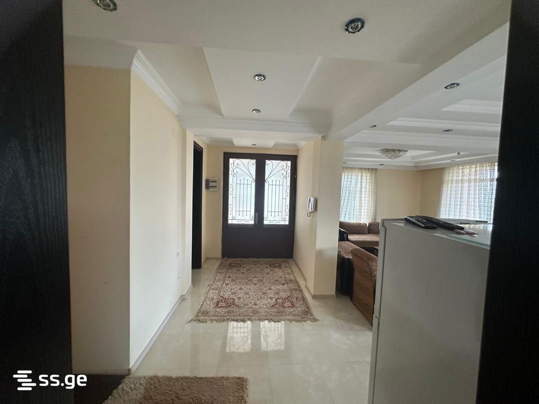 10 Room Private House For Sale view 7