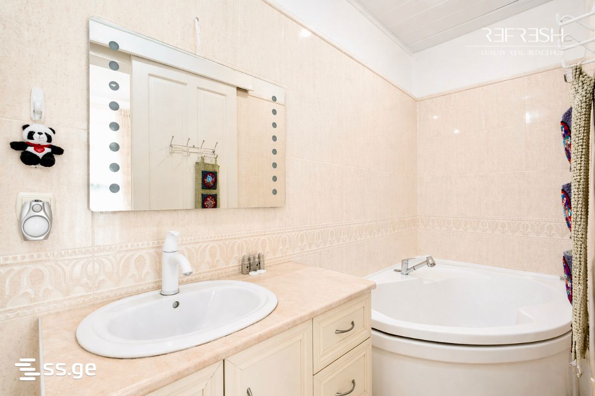8 Room Private House For Rent. Vake, 7 of 12