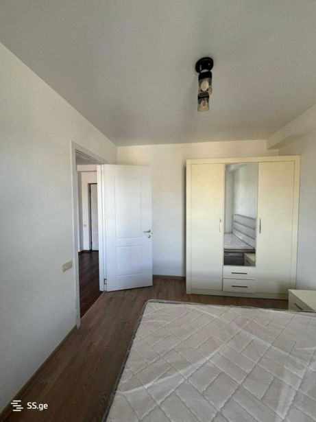 https://static.ss.ge/20260425/2_9a41341c-6a2d-432b-931f-17b515890537_Thumb.jpg