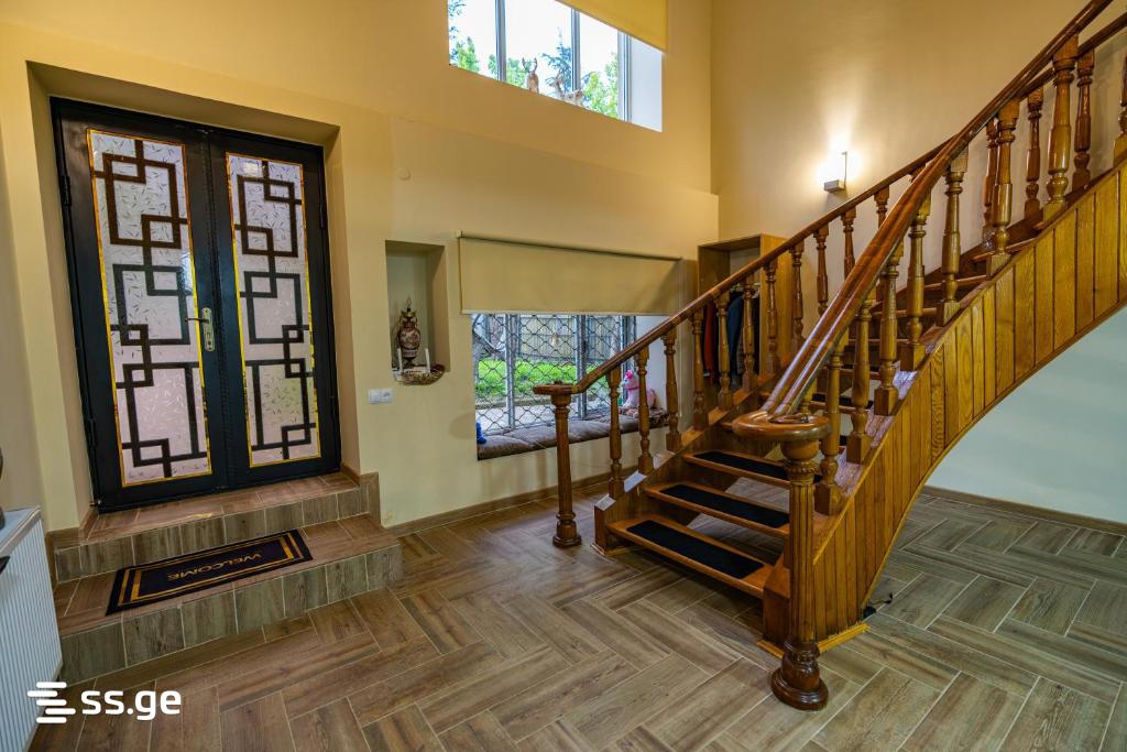 Продажа 8-комната Hotel view 6