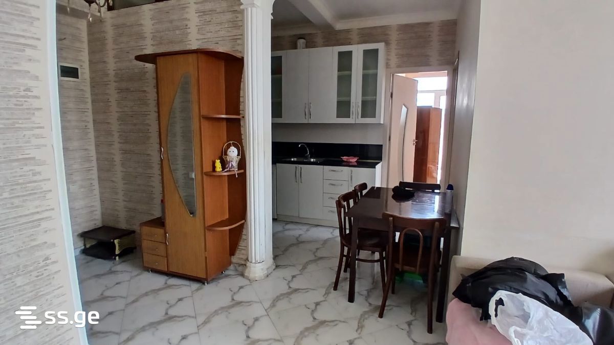 3 room Flat For Sale. Varketili – pohled 2