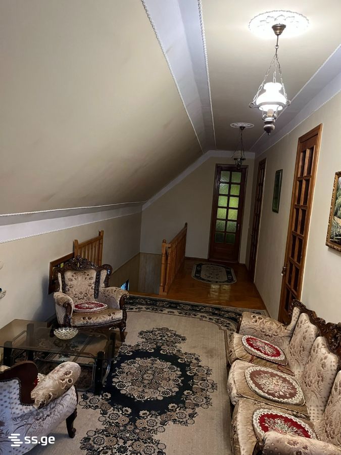 5 Room Private House For Sale view 9