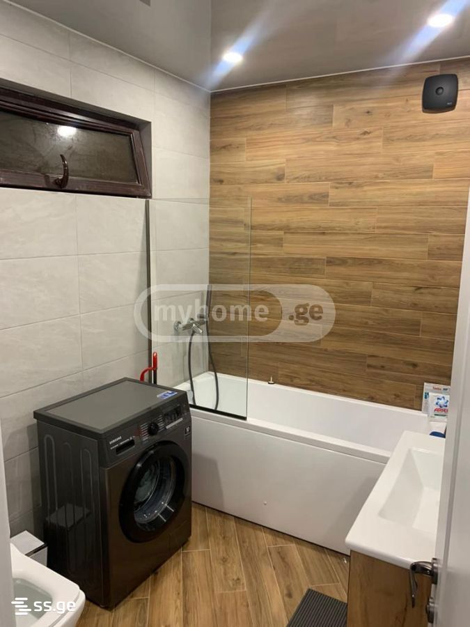 7 Room Private House For Sale view 20
