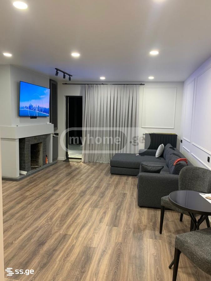 7 Room Private House For Sale view 15