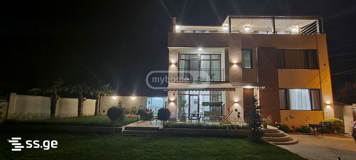 7 Room Private House For Sale view 30