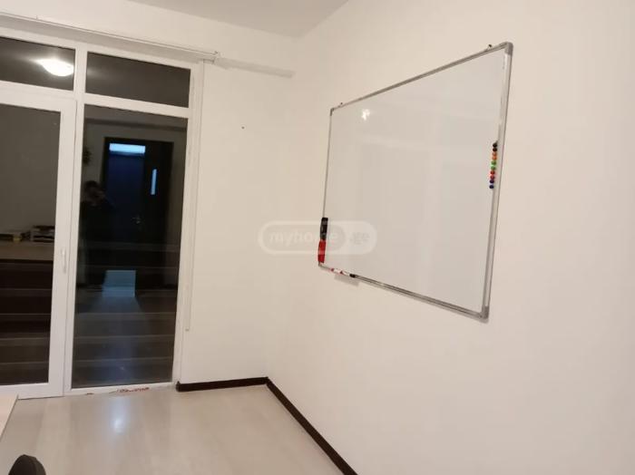 https://static.ss.ge/20260426/1_2b8682dd-8046-4cfd-ab7f-f5c0b43455ab_Thumb.jpg