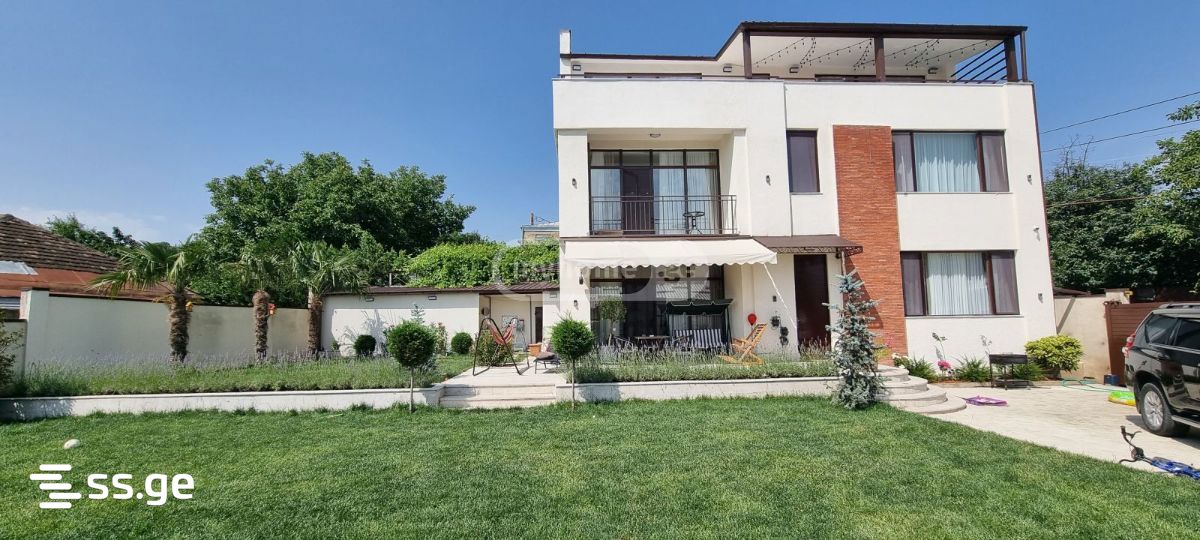 7 Room Private House For Sale view 35