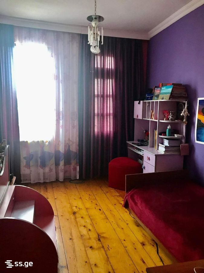 5 Room Private House For Sale view 9