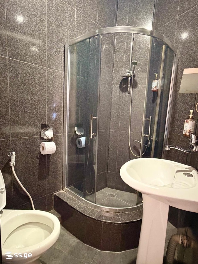 14 Room Hotel For Sale, 3 of 4