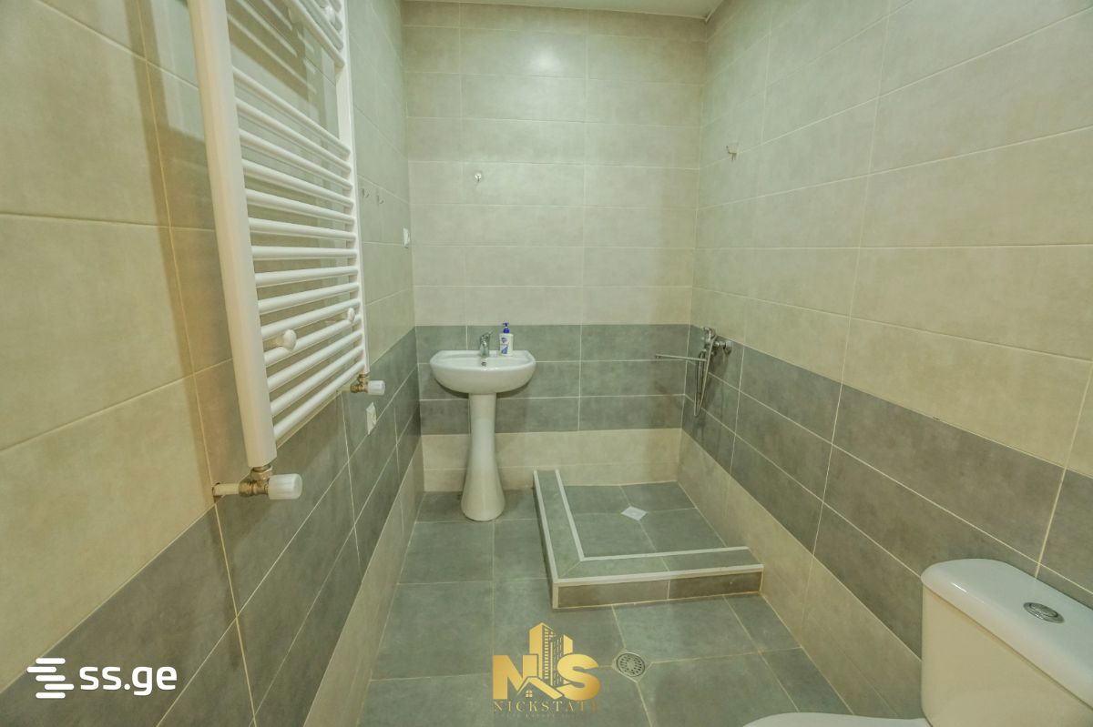 2 Room Flat For Sale