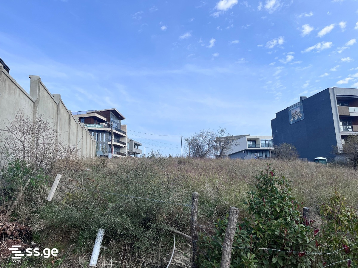 Land For Sale. Lisi lake - Mehr