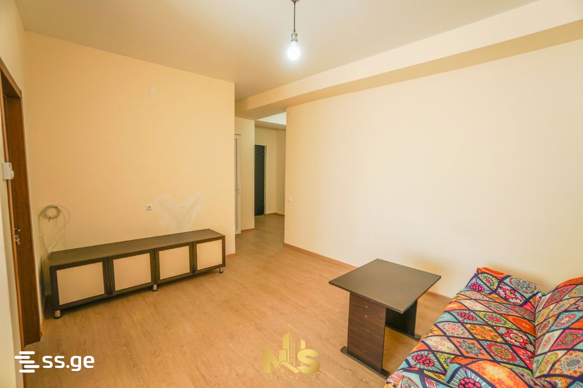 2 Room Flat For Sale, 2 of 4