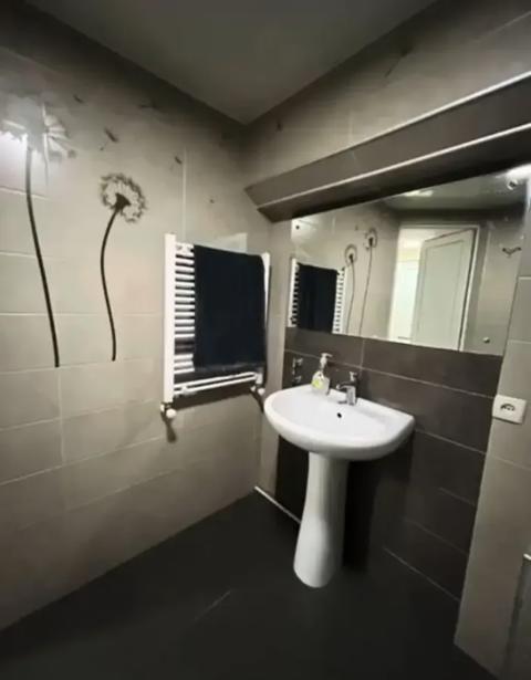 https://static.ss.ge/20260430/0_f8771e12-1c32-441b-b1a6-f55d1d2e7ff6_Thumb.jpg