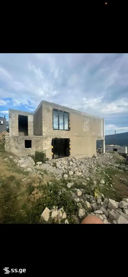 5 Room Private House For Sale view 3