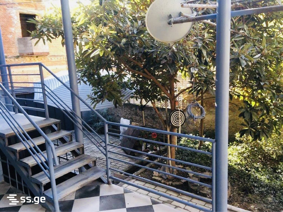 5 Room Private House For Sale, 1 of 4