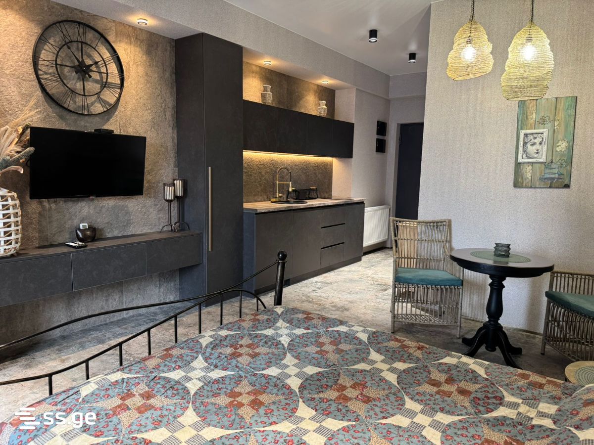 1 Room Flat Daily Rent. Digomi view 2