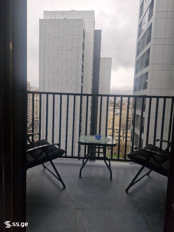 1 Room Flat Daily Rent. Digomi view 9
