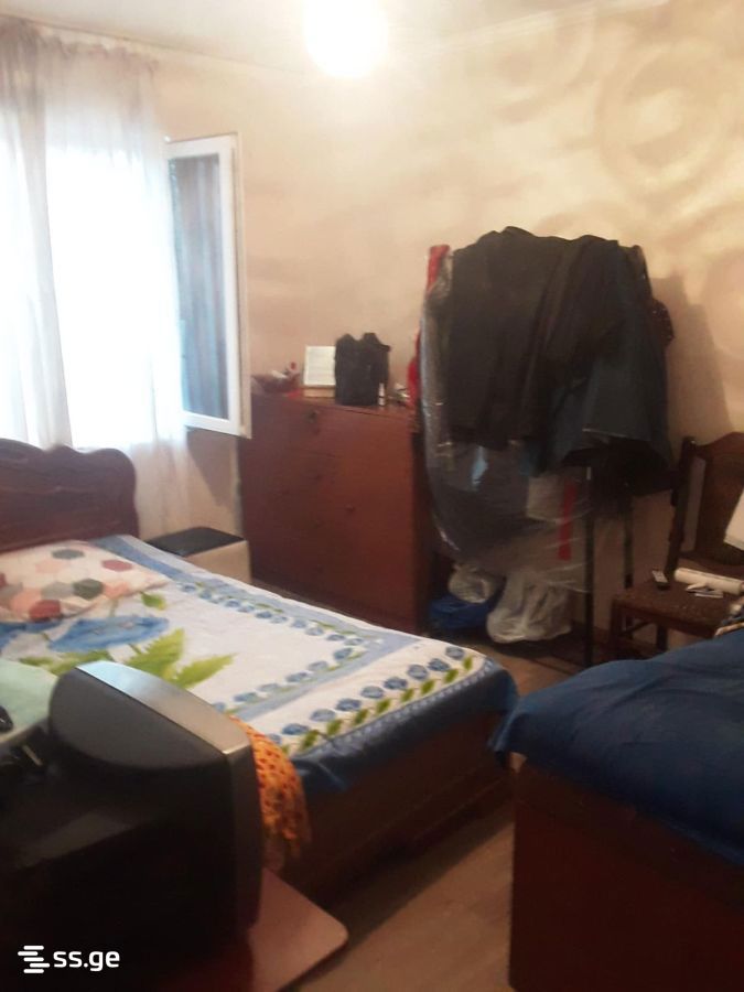 4 Room Private House For Sale view 11