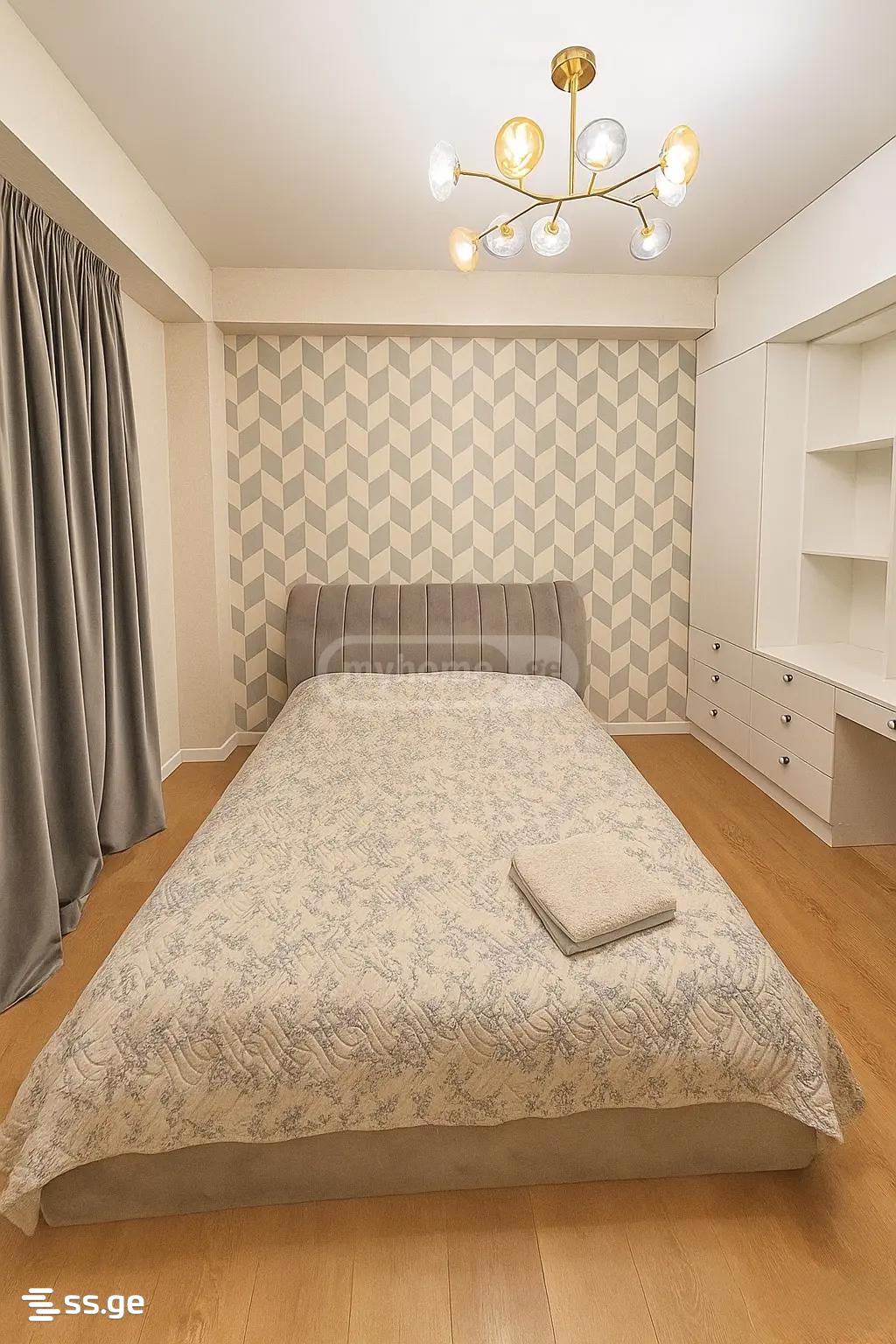 4 room Flat For Rent. Vake - Pogled 5