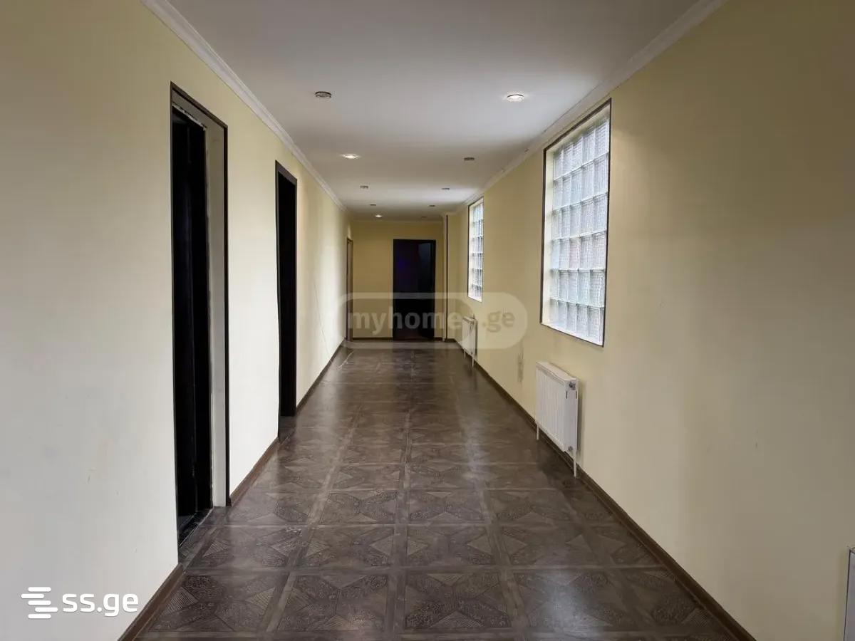 7 Room Private House For Sale view 11
