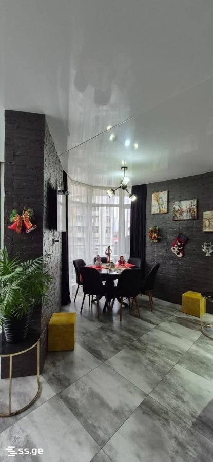 Продажа 4-комната Квартира view 7