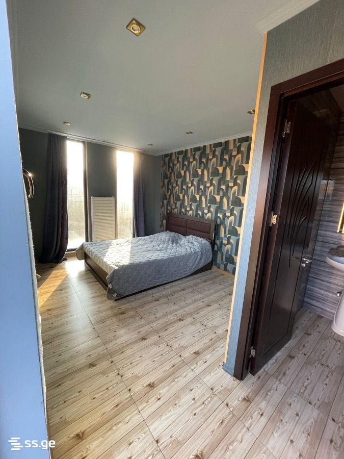 6 Room Private House For Rent. Gori view 19