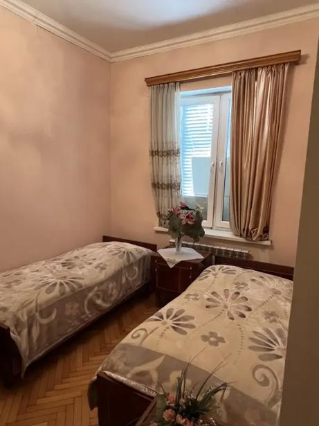https://static.ss.ge/20260504/8_16d76030-a05a-412d-9c8d-94bfff5b25e4_Thumb.jpg