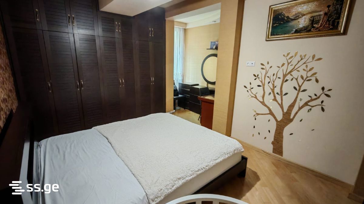 3 room Flat For Sale. Vake - Widok 3