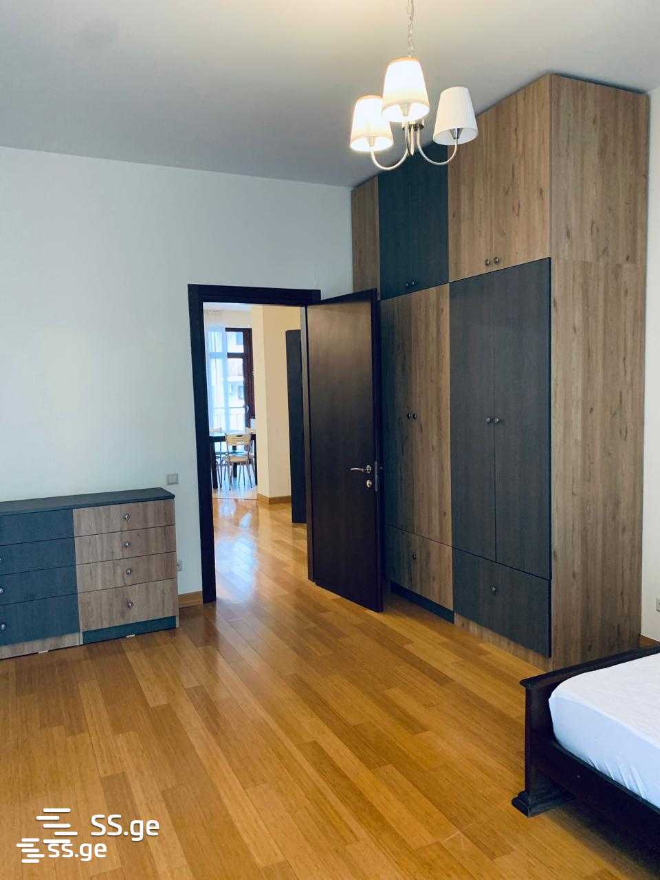 5 room Flat For Rent. Vake - Prikaz 2
