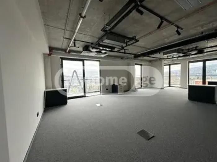 https://static.ss.ge/20260505/2_6c3bed78-424a-4cd5-9be9-85dd375f30b8_Thumb.jpg