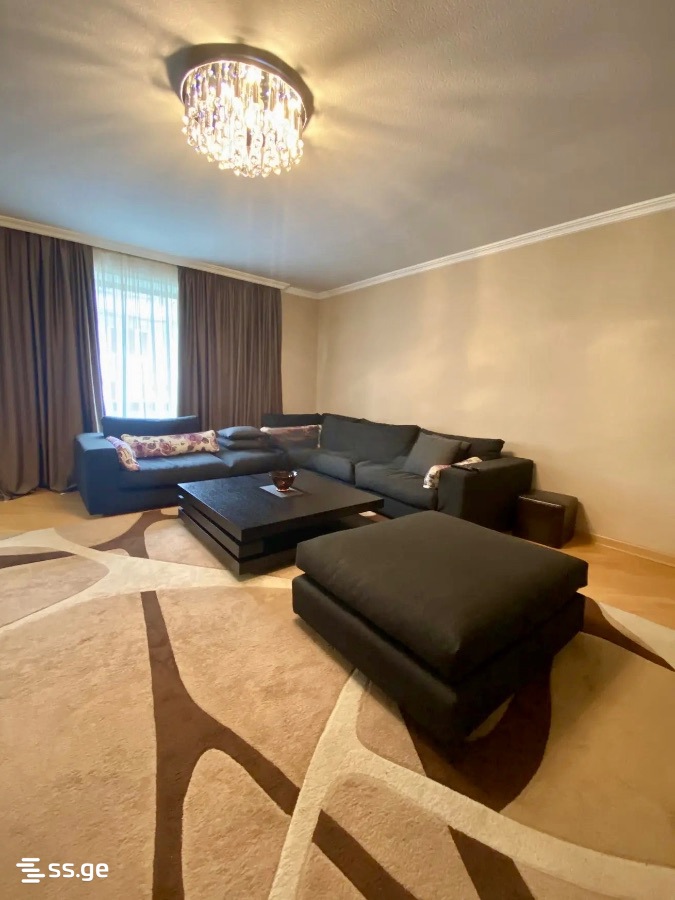 2 Room Flat For Rent. Telavi, 1 of 4