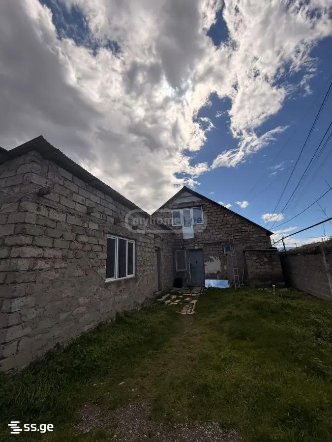 7 Room Private House For Sale view 12