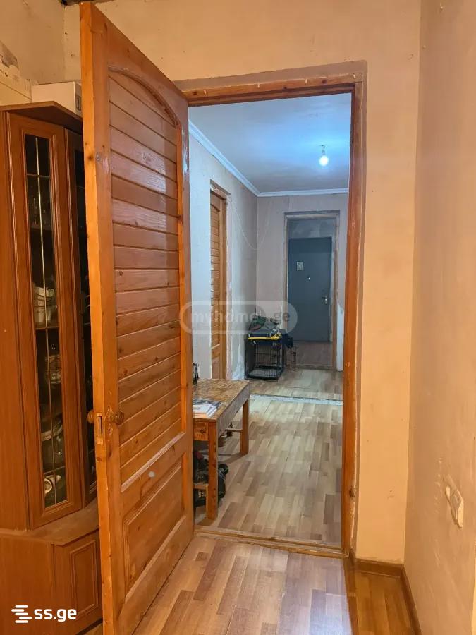 7 Room Private House For Sale view 8