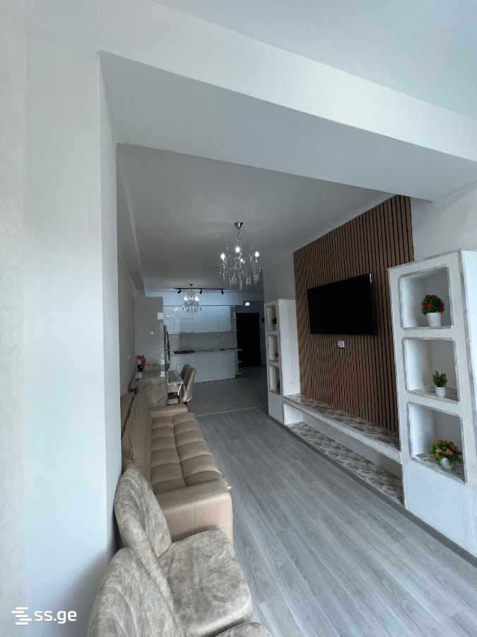 4 room Flat For Rent. Varketili - Bild 3