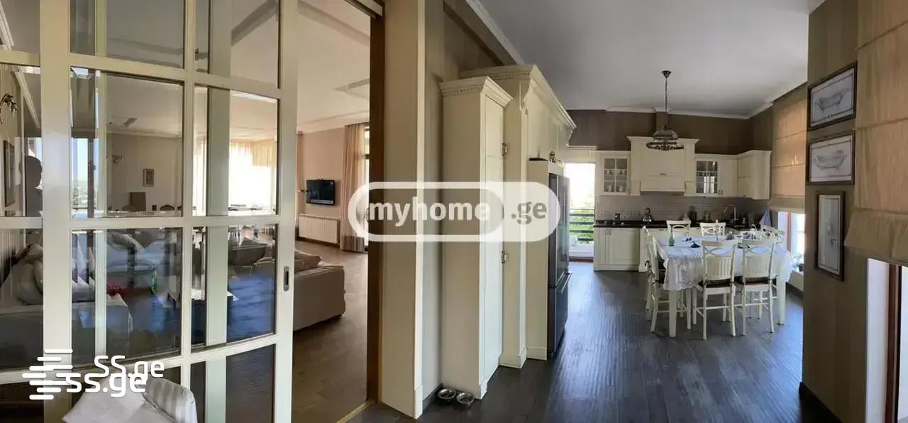11 Room Private House For Sale, 2 of 4
