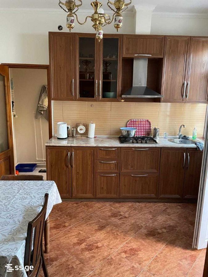 3 Room Private House For Rent. Sololaki, 6 of 12