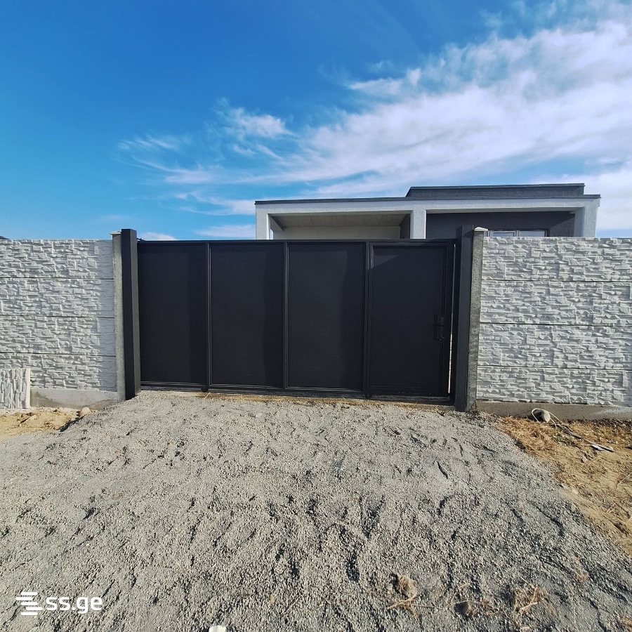 3 Room Private House For Sale view 6