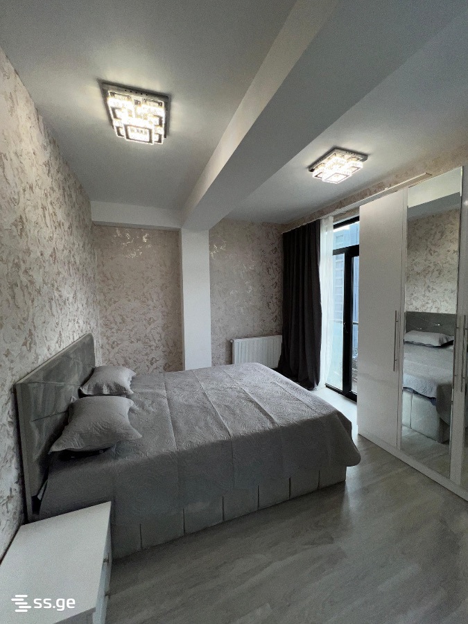 4 room Flat For Rent. Varketili - Fler