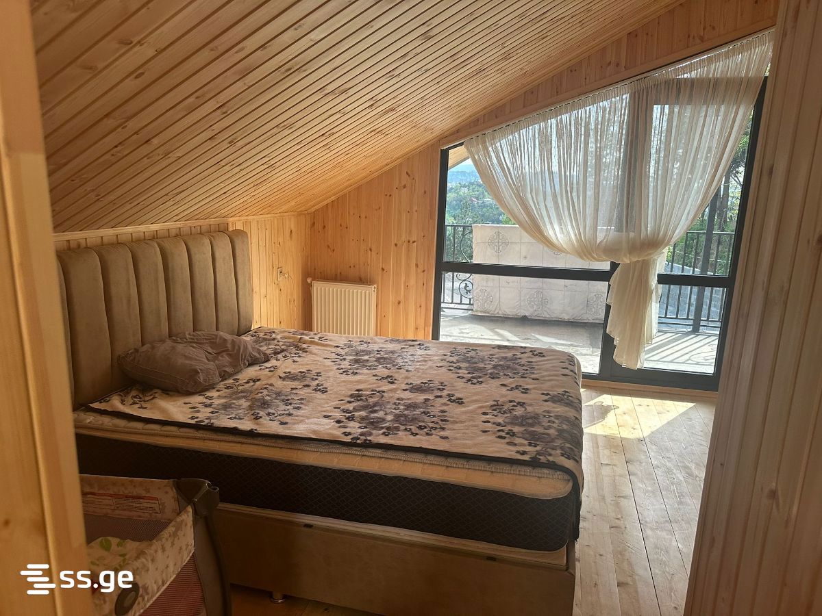 4 Room Private House For Rent. Makhindjauri view 2