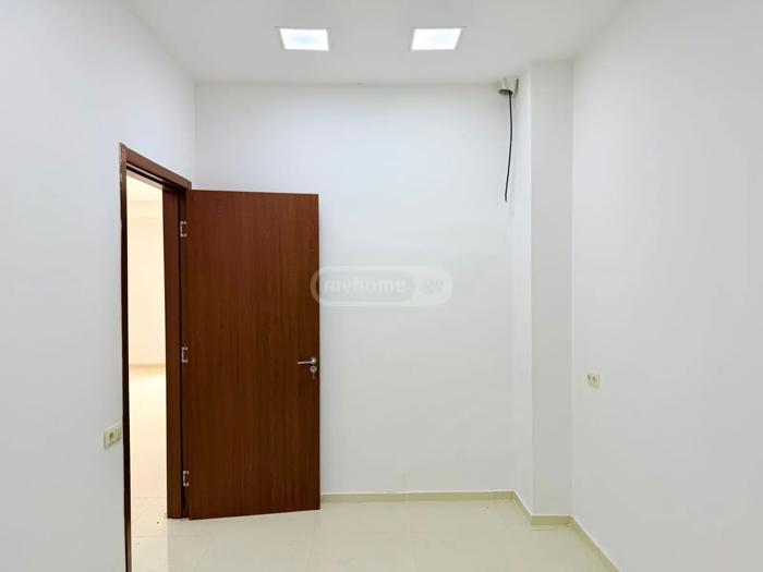 https://static.ss.ge/20260508/4_0b0edd6d-b8f2-44d8-b896-d42be821e942_Thumb.jpg