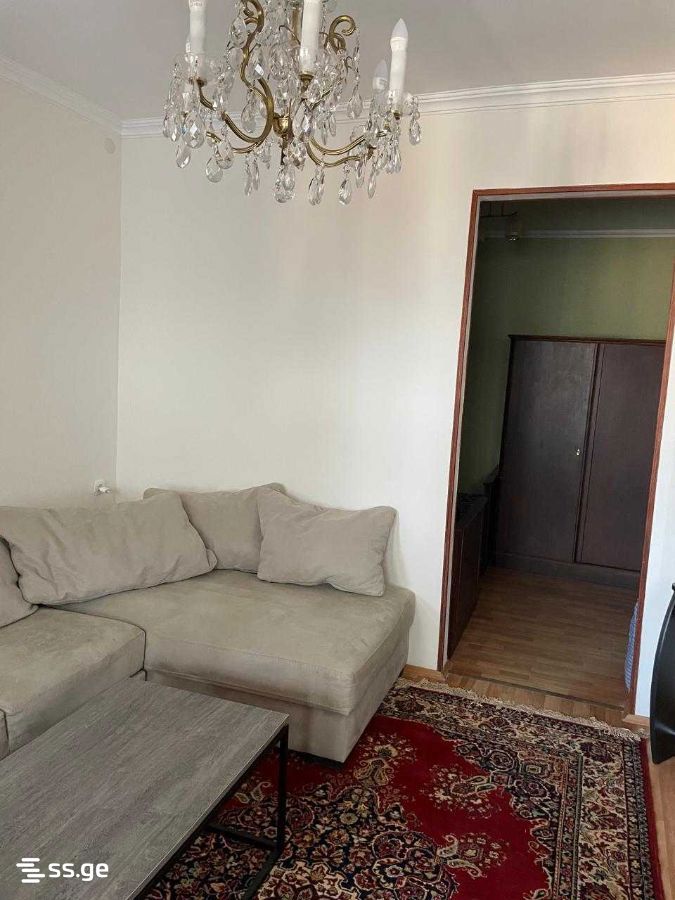 3 Room Private House For Rent. Sololaki, 1 of 12