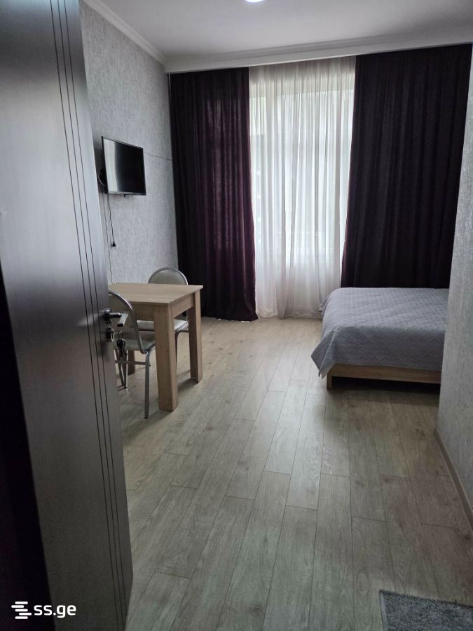 5 Room Hotel For Rent. Isani view 1