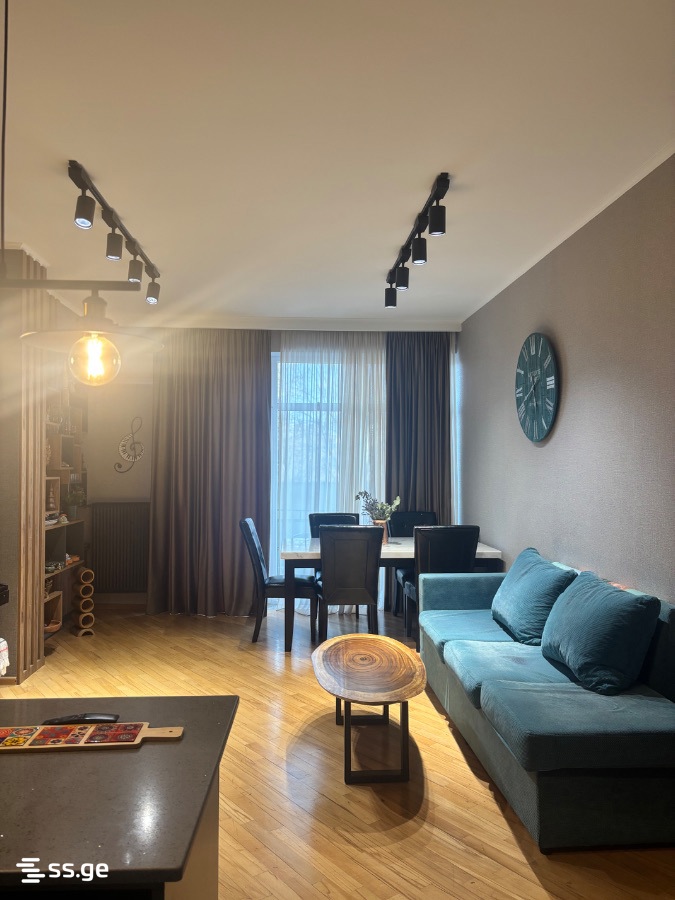 4 room Flat For Sale. Didi digomi - Widok 2