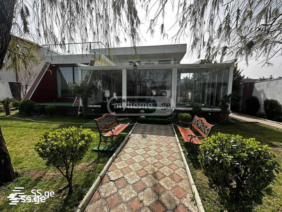 10 Room Summer Cottage Daily Rent. Didi Digomi view 3