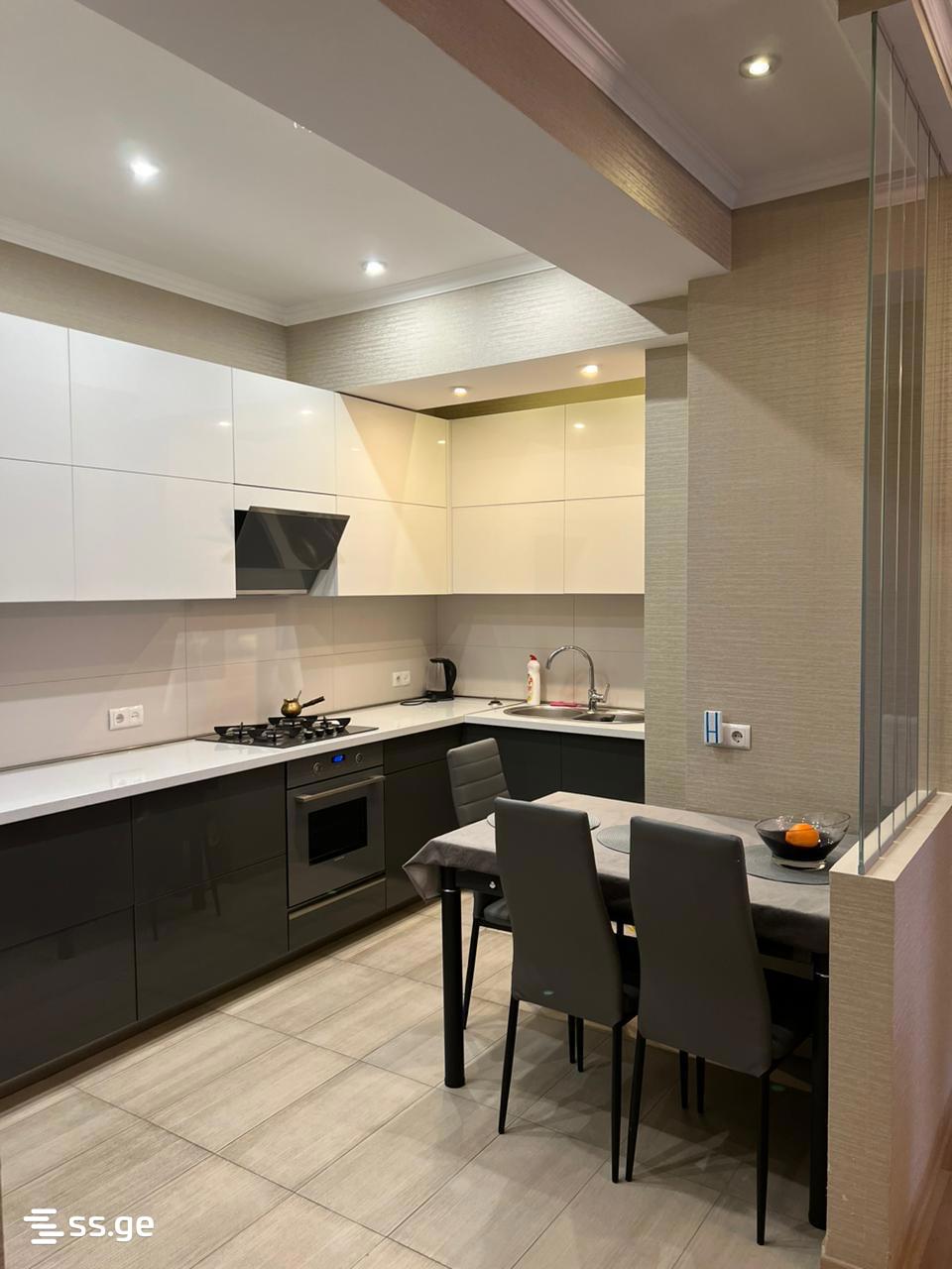 3 room Flat For Sale. Saburtalo - Widok 3